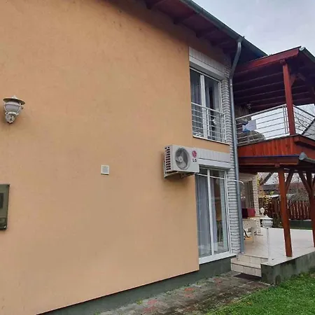 In - Balaton 43407 شقة *